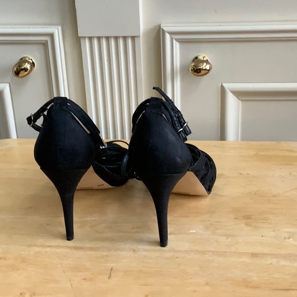 Shoes - Picture 3 of 5